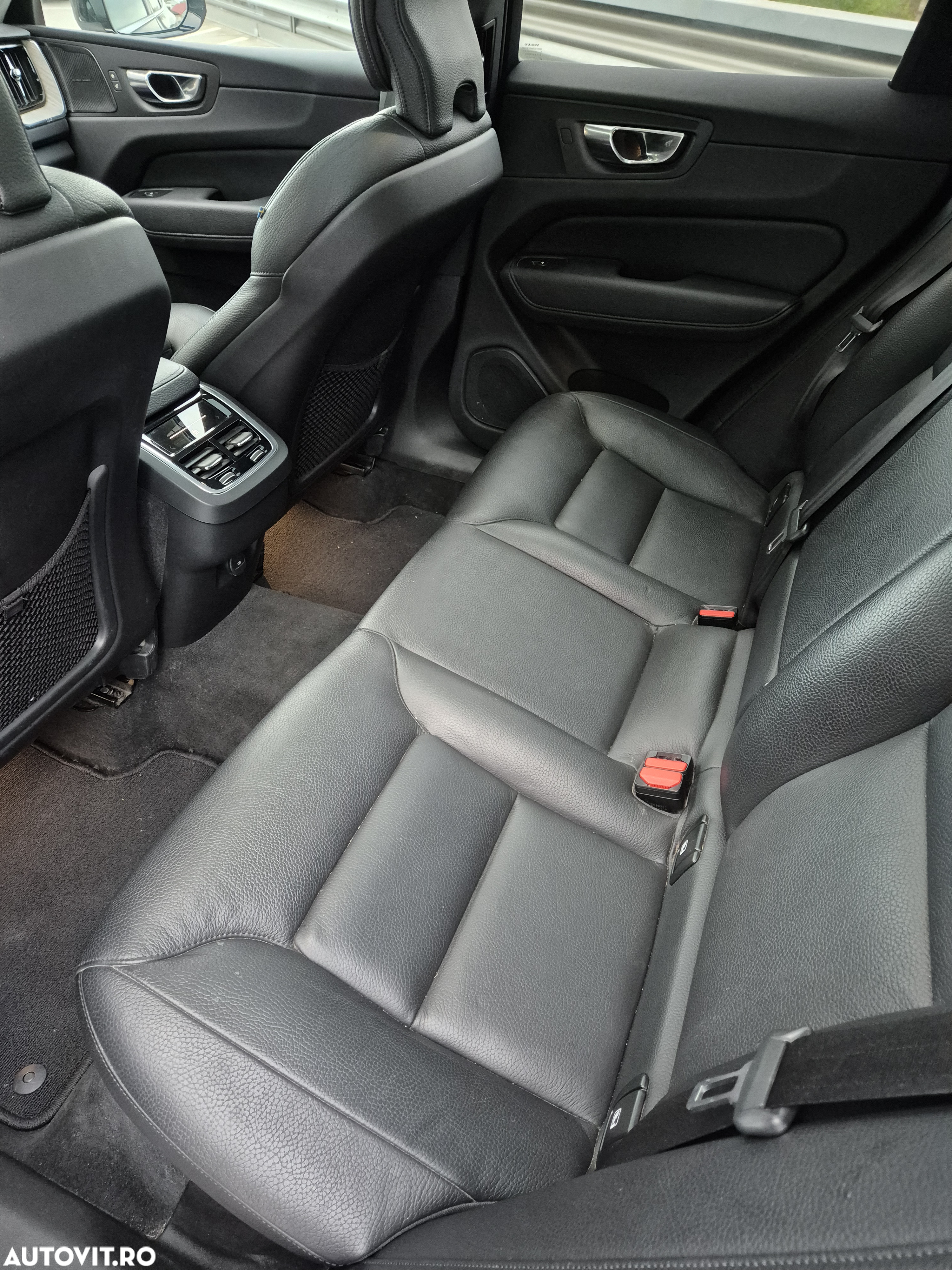 Volvo XC 60 B4 MHEV Inscription - 15