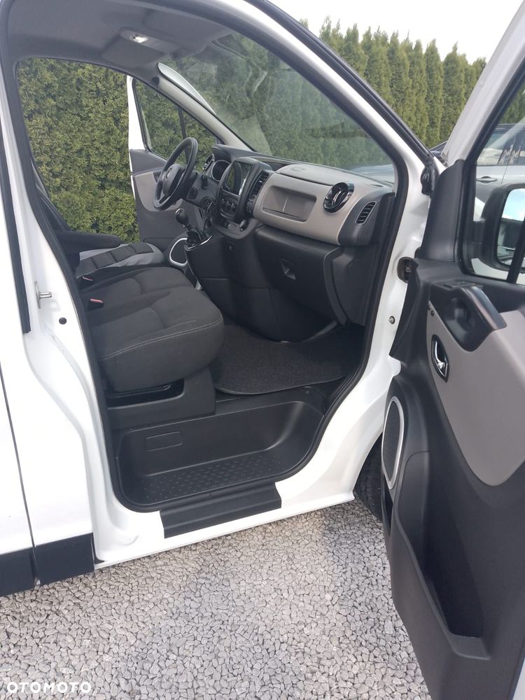 Renault Trafic - 11