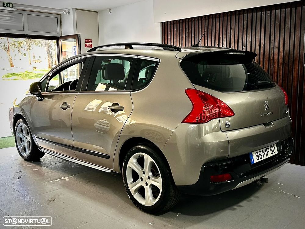 Peugeot 3008 2.0 HDi Hybrid4 J18 - 4