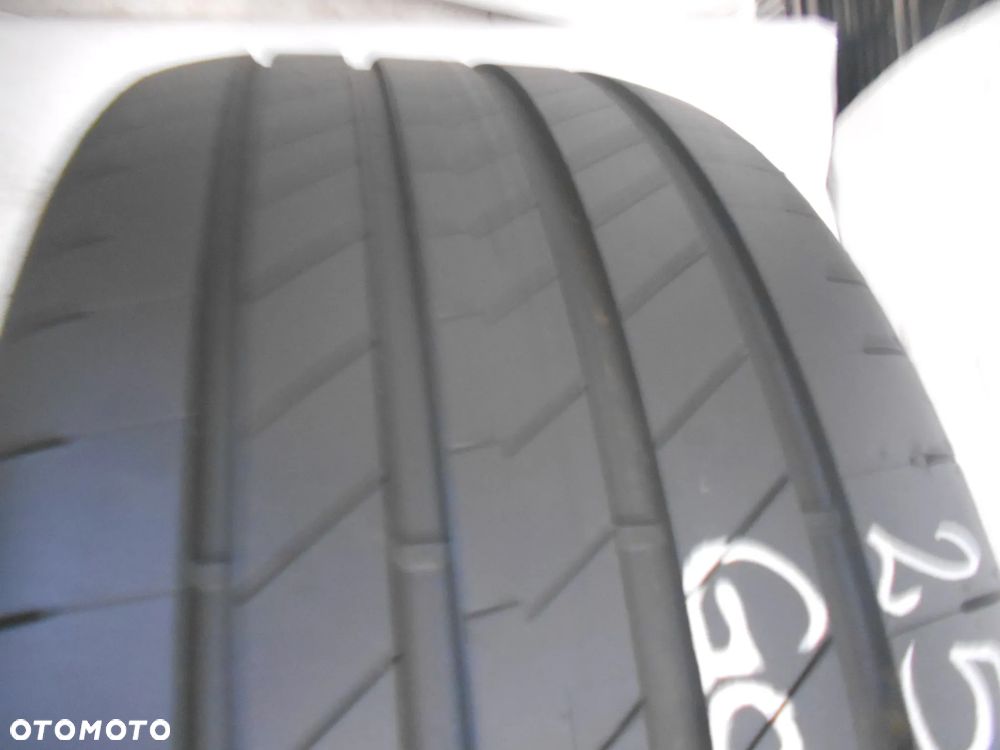 OPONA POJEDYNKA 255/40R18 GOODYEAR EAGLE F1 ASYMMETRIC 6 MO DOT 0825 7.2MM - 2