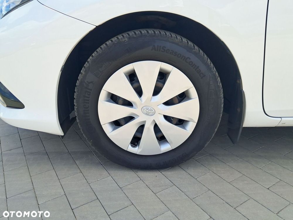 Toyota Auris - 10
