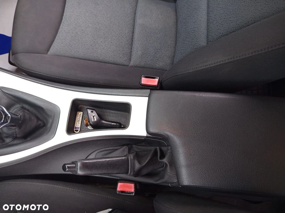 BMW Seria 3 - 19