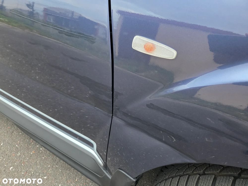 Mitsubishi Outlander 2.4 4WD CVT Intense - 37