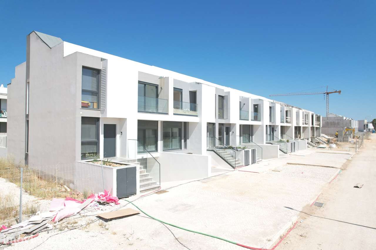 Moradia Em Banda V3+1 | Terraços De S. Francisco - Grande imagem: 2/13