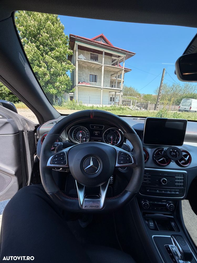 Mercedes-Benz CLA 45 AMG 4MATIC Aut. - 19