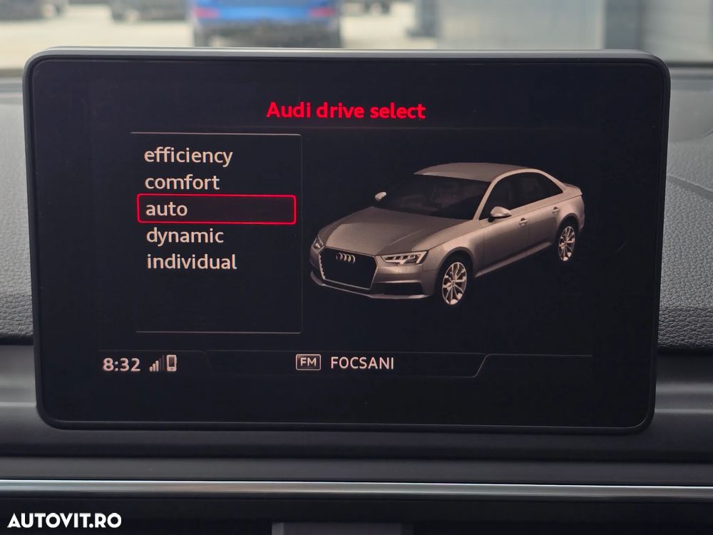 Audi A4 2.0 TDI DPF clean multitronic Ambiente - 13