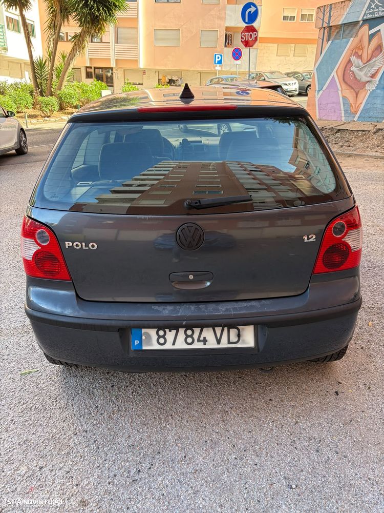 VW Polo 1.2 Confortline - 2