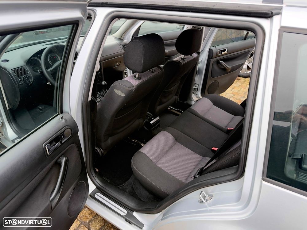 VW Golf Variant 1.9 TDi Confl AC - 45