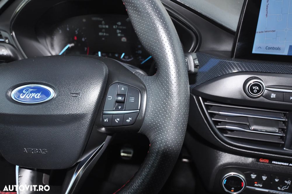 Ford Focus 1.5 EcoBoost Start-Stopp-System ST-LINE - 24