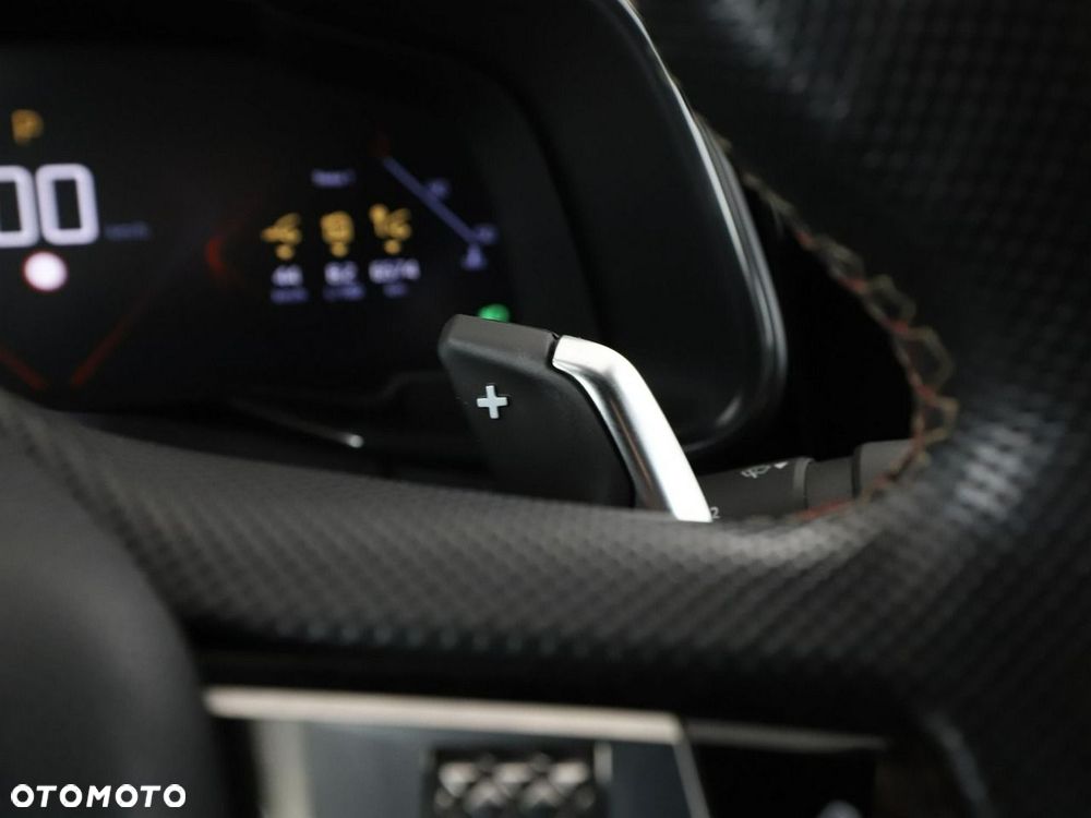 DS Automobiles DS 7 Crossback 1.6 PureTech Performance Line + - 33