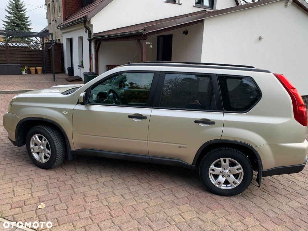 Nissan X-Trail 2.0 dCi 4x4 DPF LE - 3
