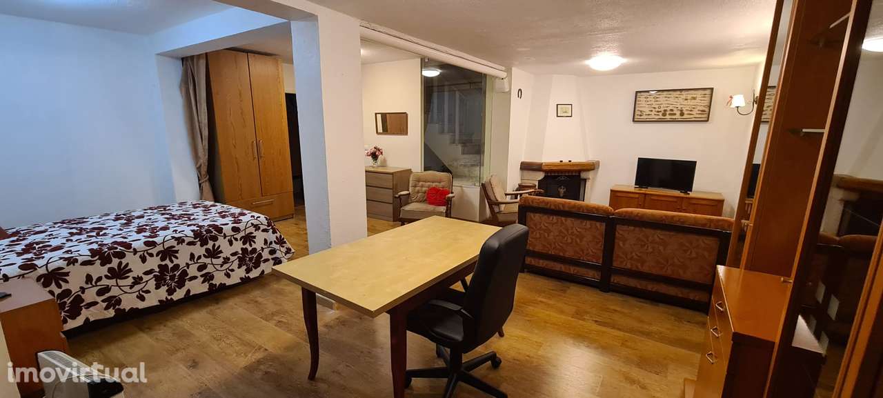 Apartamento T0 inserido em vivenda, em Oeiras, pronto a habitar - Grande imagem: 2/7