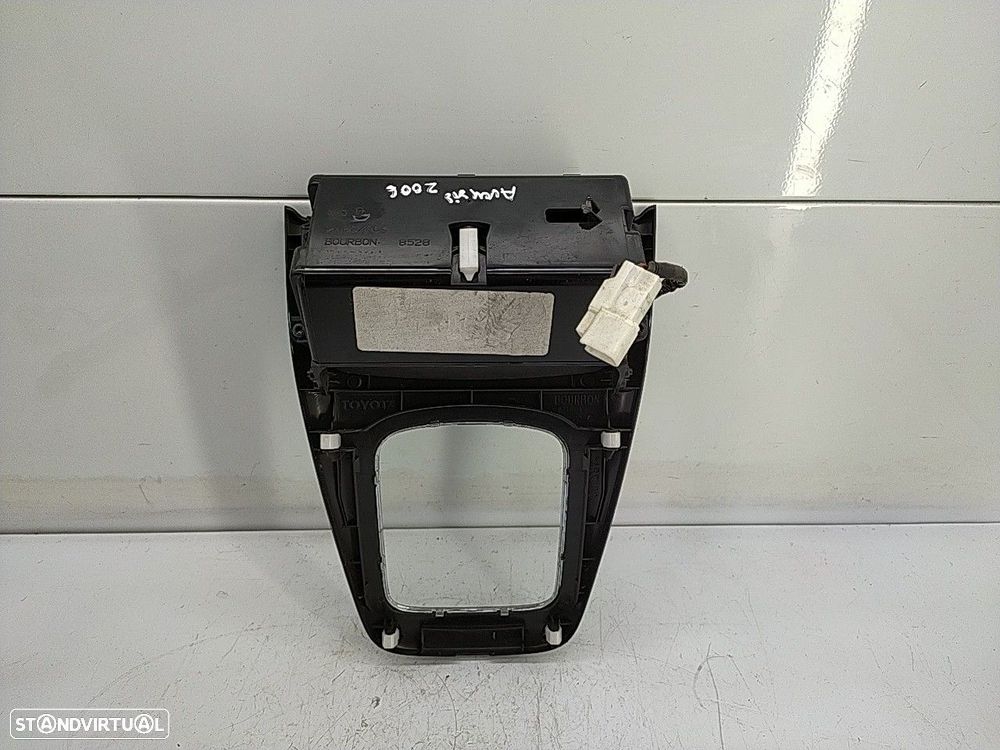 Cinzeiro Frente Toyota Avensis Combi (_T25_) - 3