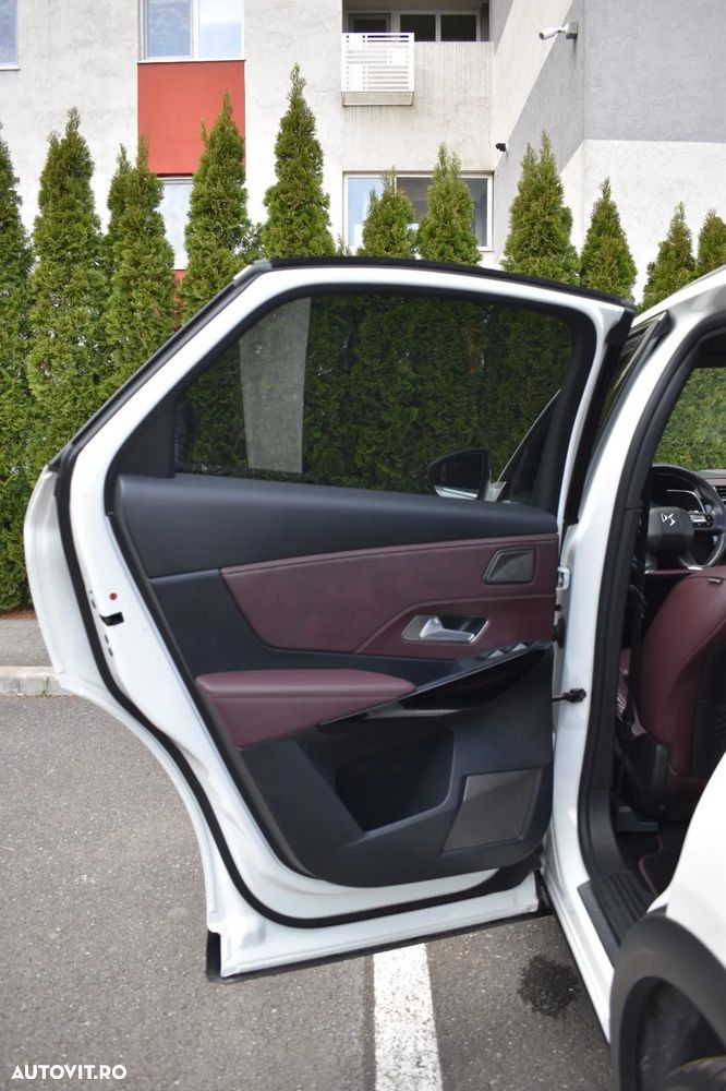 DS Automobiles DS 7 Crossback - 27