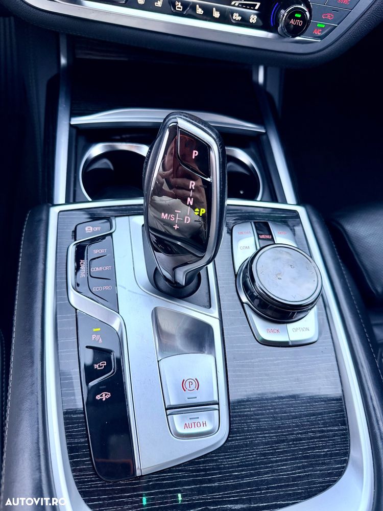 BMW Seria 7 740d xDrive - 16