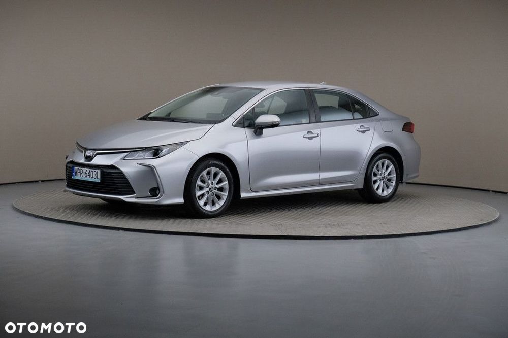 Toyota Corolla - 1