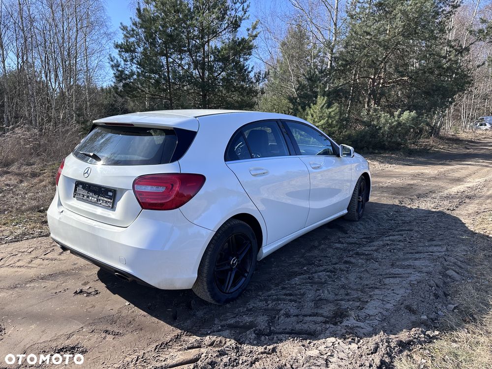 Mercedes-Benz Klasa A 180 BlueEfficiency Edition - 2