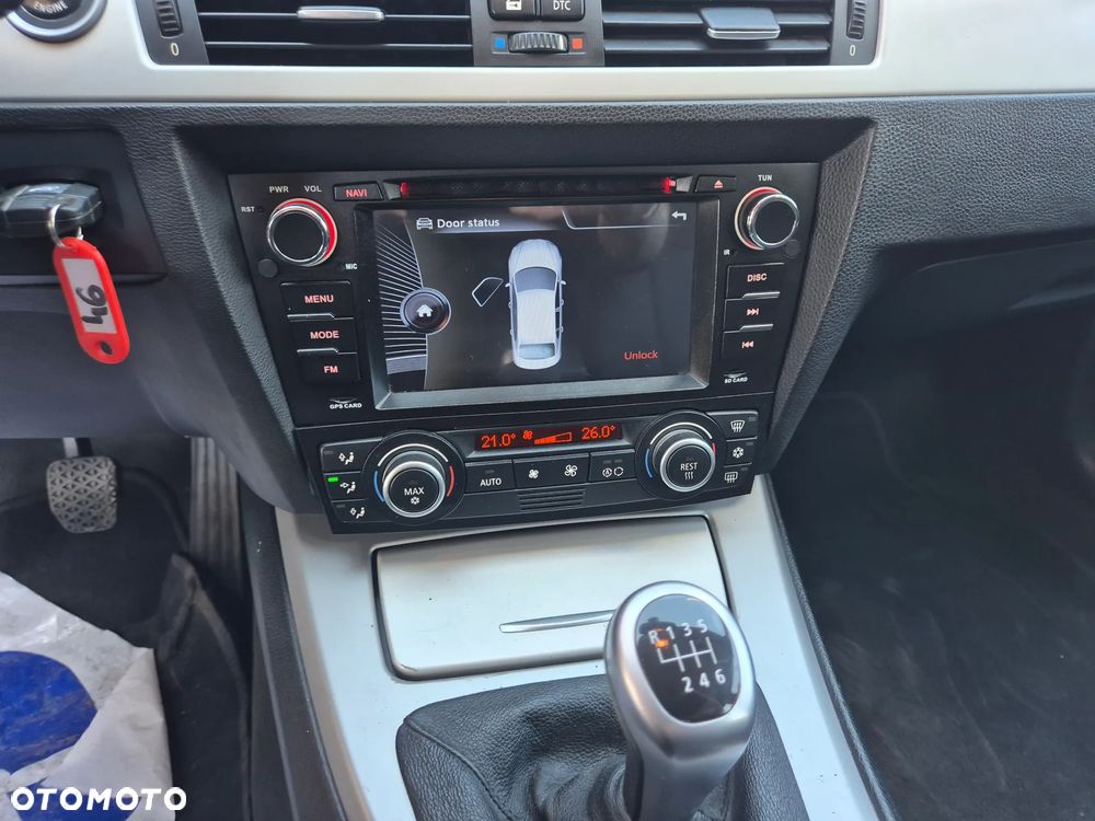 BMW Seria 3 320d - 35