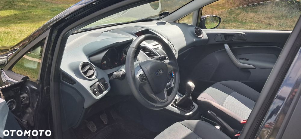 Ford Fiesta 1.25 Silver X plus EU5 - 20