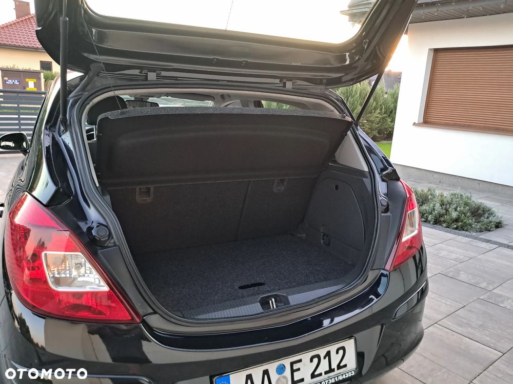 Opel Corsa 1.2 16V Enjoy - 16