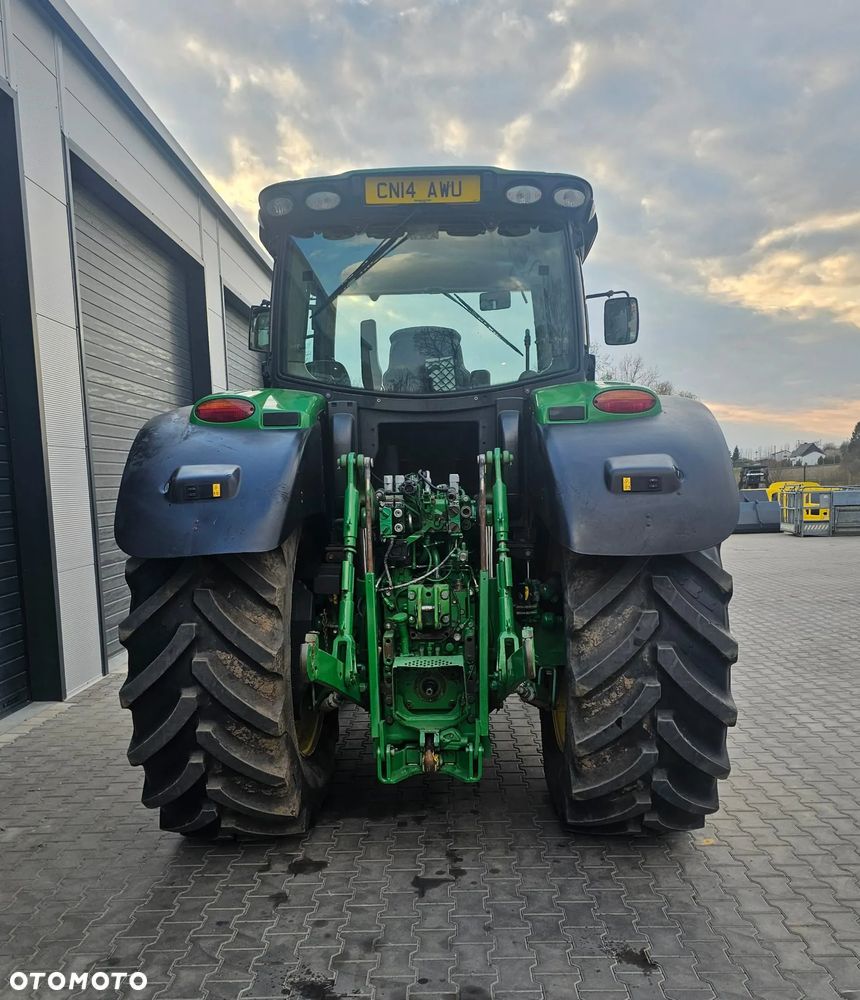 John Deere 6210R - 4