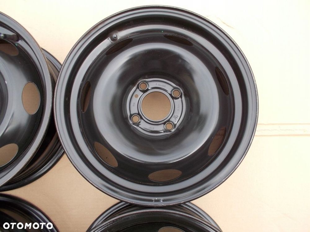 4x Felgi 15 Peugeot 308 Partner II Citroen C4 Berlingo II 6,5j 4x108 ET27 - 5