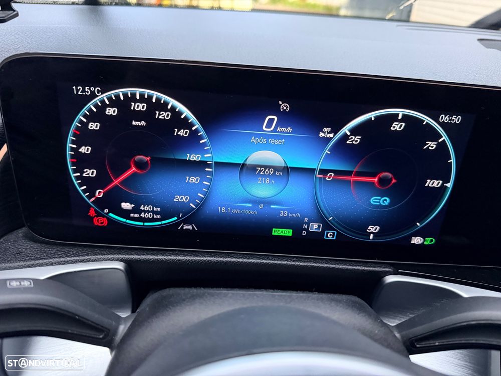 Mercedes-Benz EQB 300 4Matic - 33