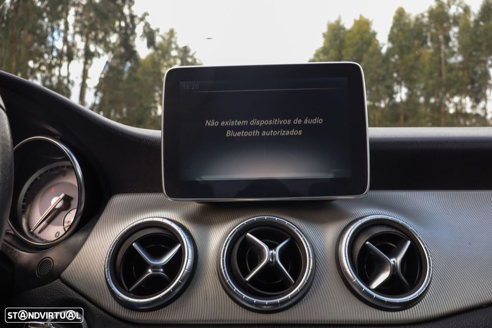 Mercedes-Benz CLA 180 - 16