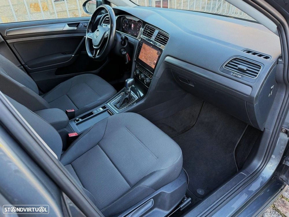 VW e-Golf AC/DC - 16