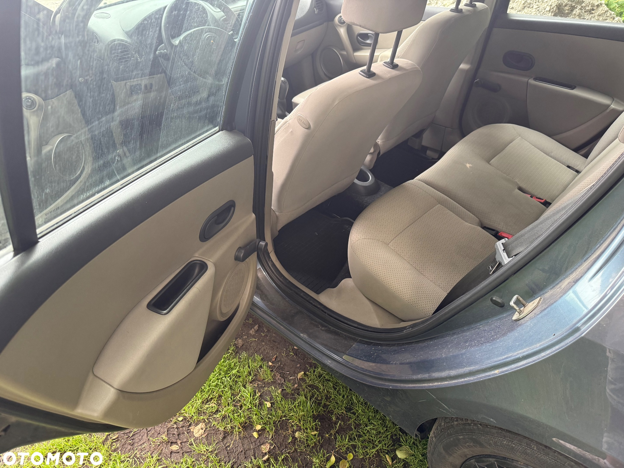 Renault Clio 1.5 dCi 85 FAP Dynamique - 11