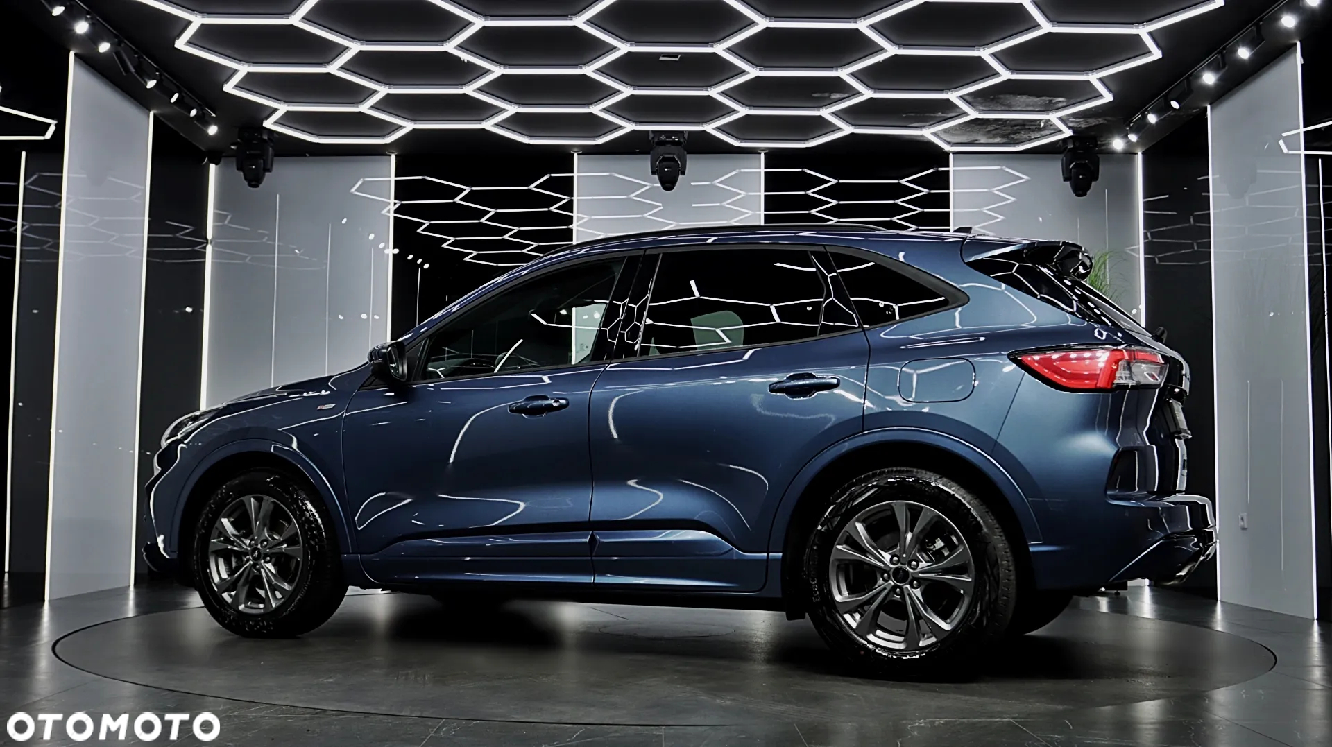 Ford Kuga 1.5 EcoBoost FWD ST-Line - 7