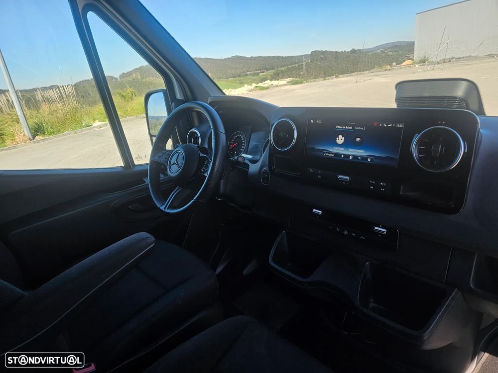Mercedes-Benz Sprinter 319 CDI - 8