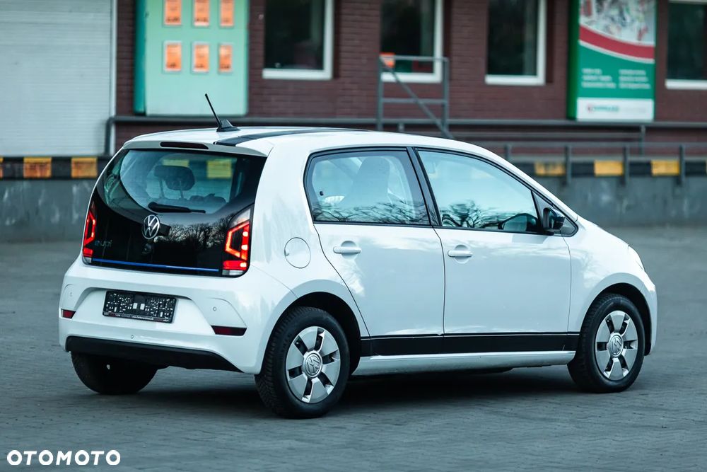 Volkswagen up! e-up - 12