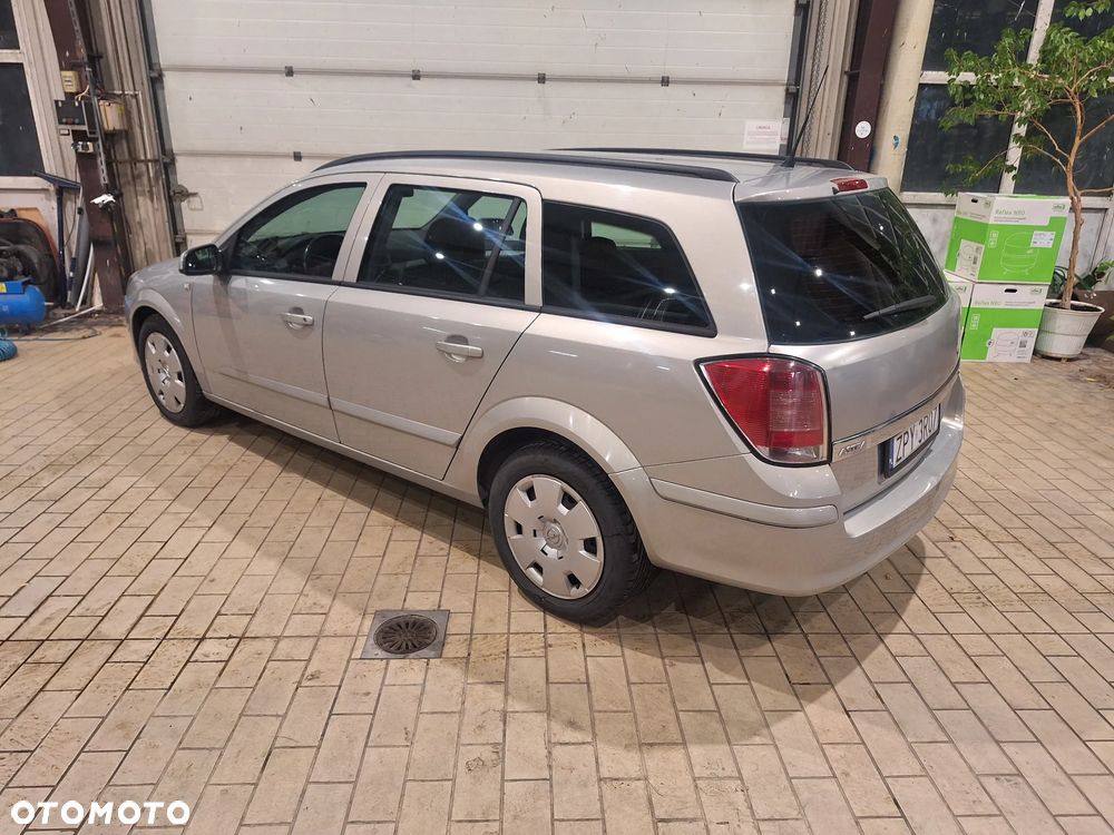 Opel Astra - 17