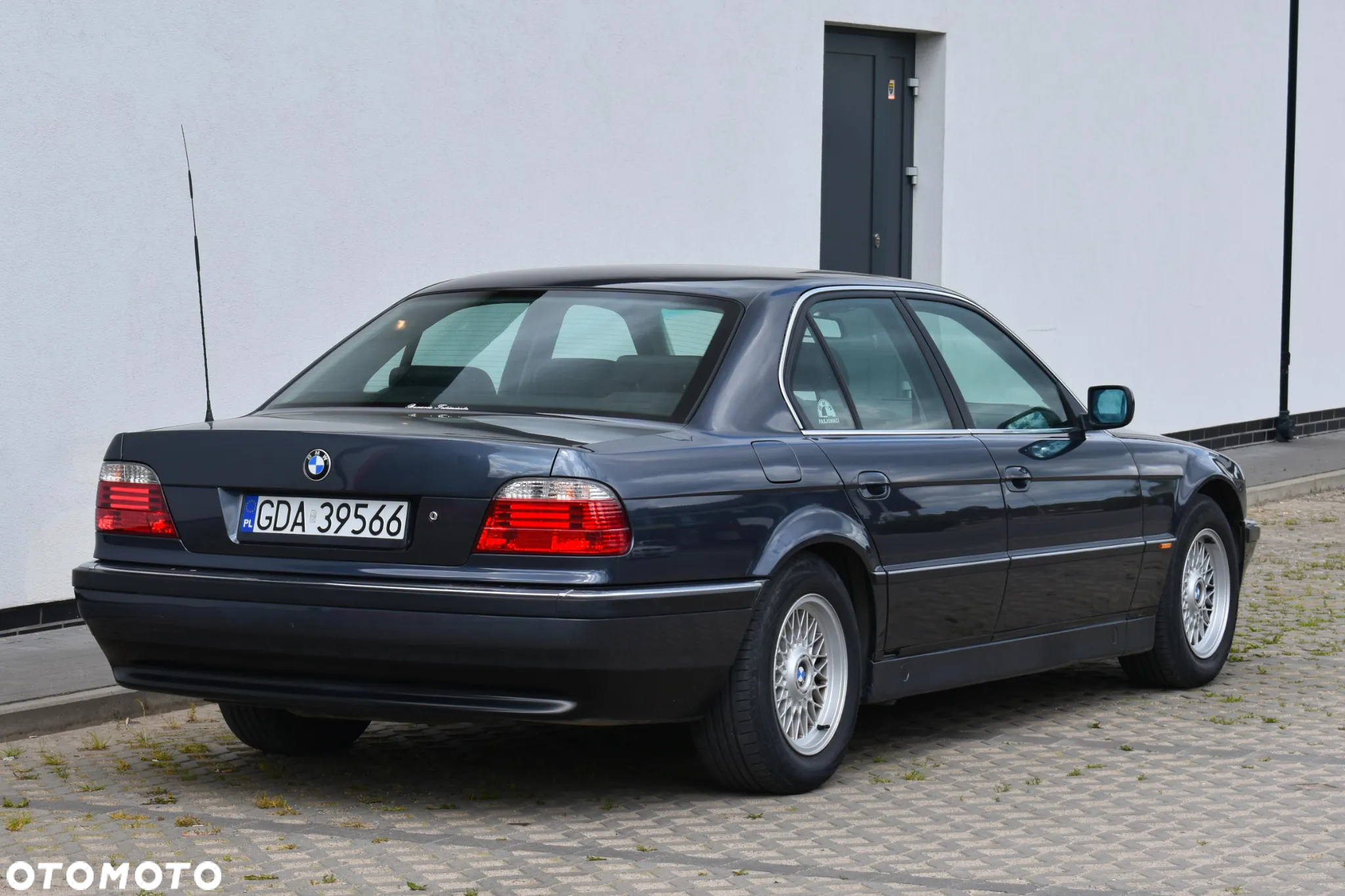 BMW Seria 7 - 2