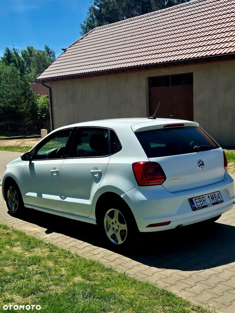 Volkswagen Polo 1.2 TSI Blue Motion Technology DSG Allstar - 4