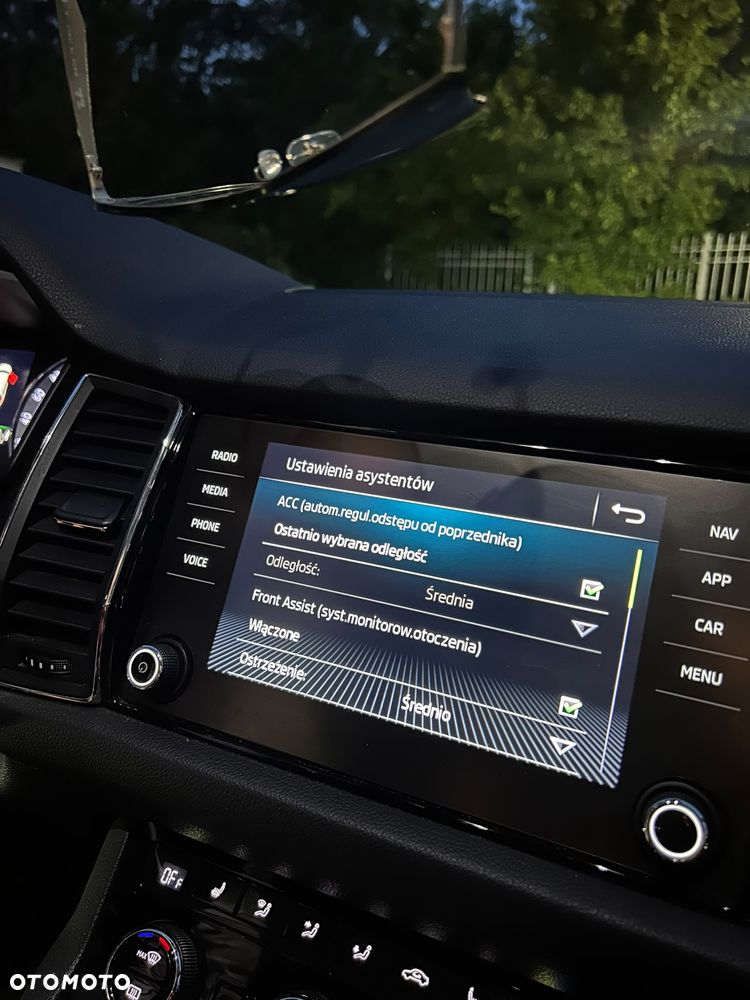 Skoda Kodiaq 2.0 TSI 4x4 Ambition DSG 7os - 17