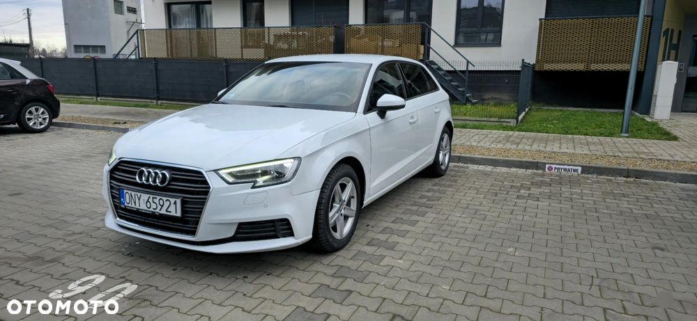 Audi A3 Sportback 1.5 TFSI S tronic - 3