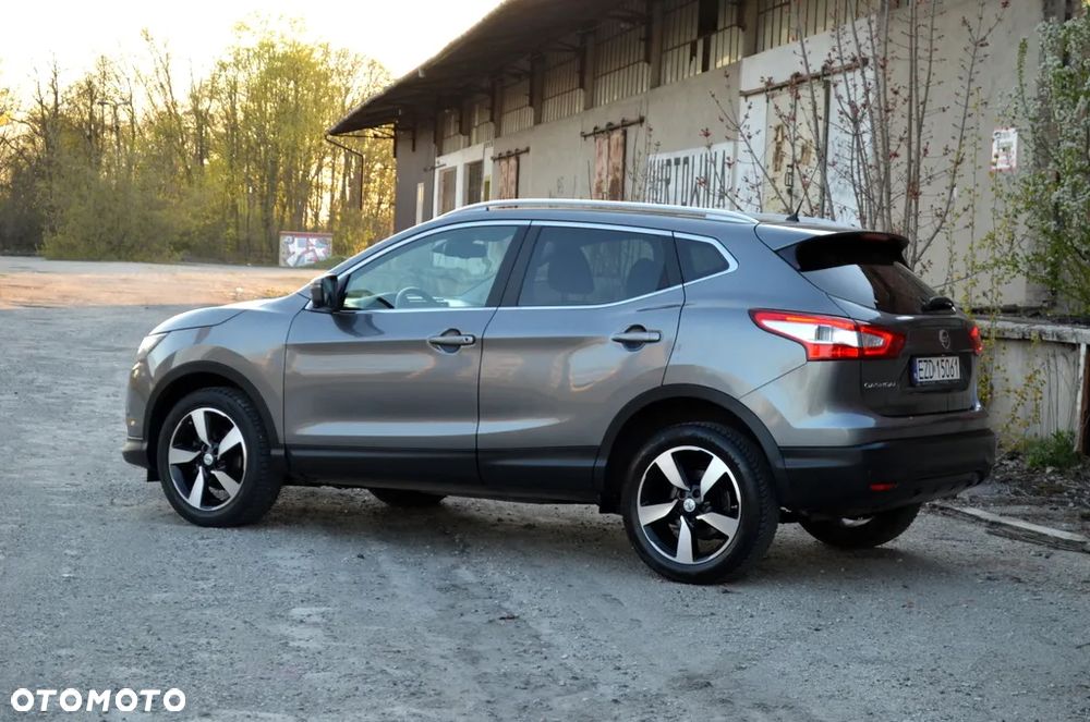 Nissan Qashqai 1.6 DIG-T N-Connecta - 4