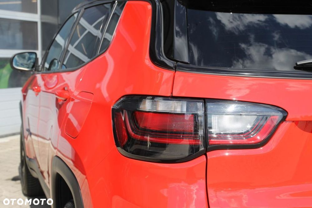 Jeep Compass 1.3 T4 PHEV 4xe Upland S&S - 33
