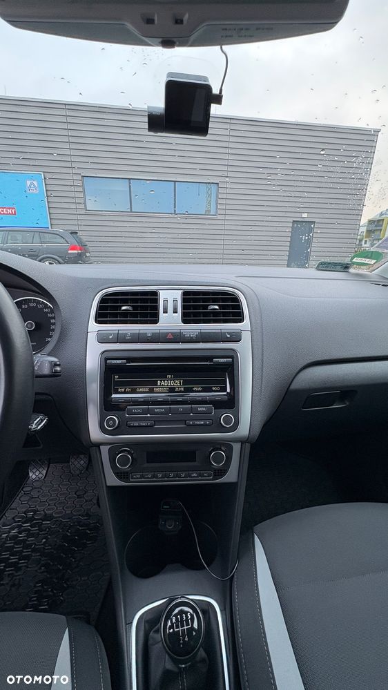 Volkswagen Polo - 12