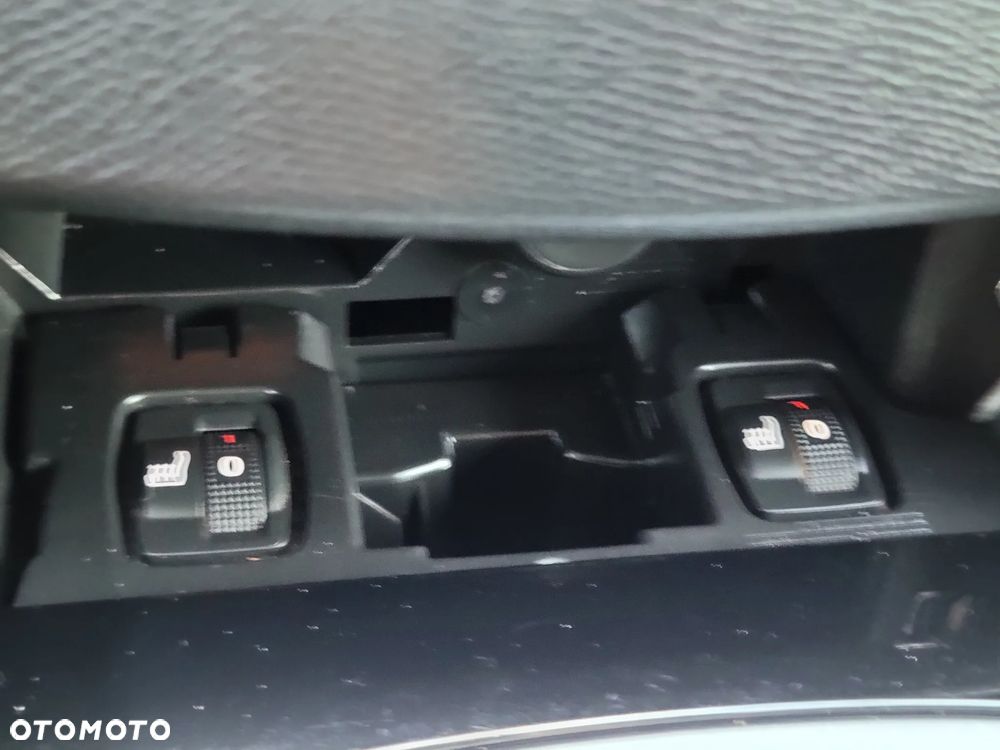 Peugeot 308 1.6 BlueHDi Active S&S - 20