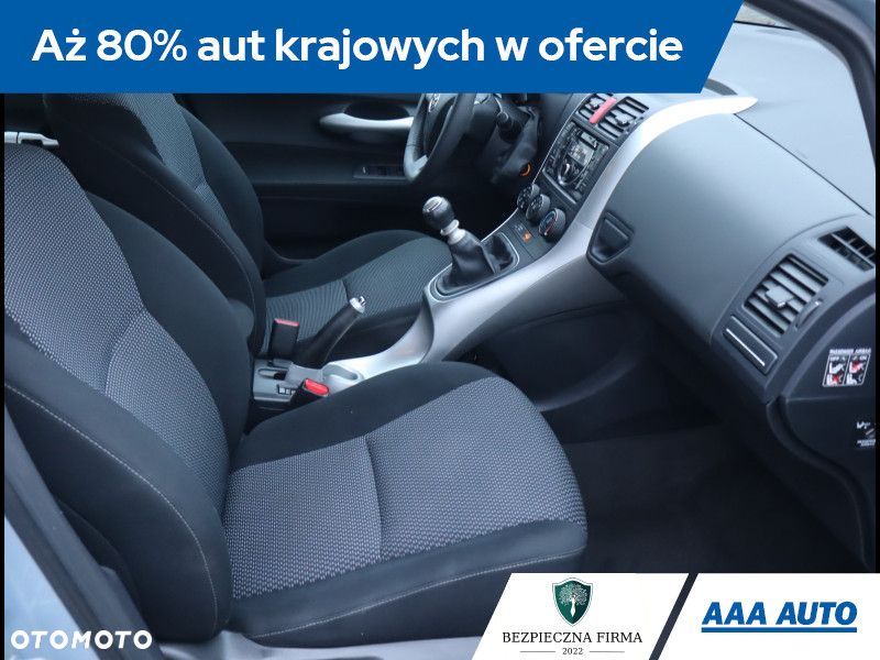 Toyota Auris - 10