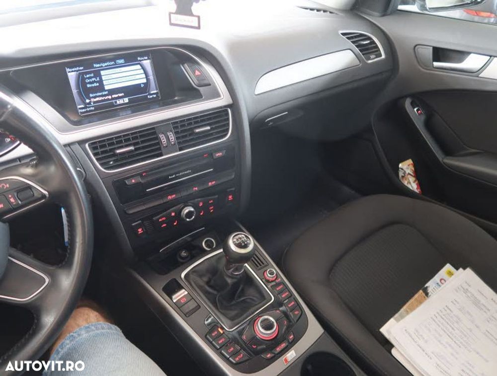 Audi A4 Limuzina 2.0 TDI DPF S line Sportpaket - 5