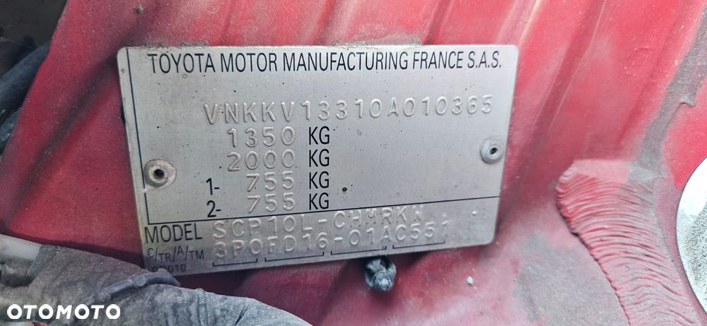 Toyota Yaris - 15