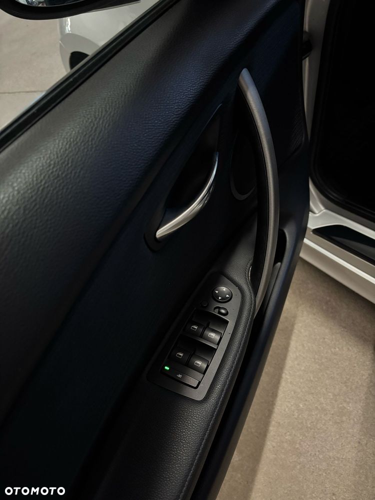 BMW Seria 1 116d DPF Edition Lifestyle - 12