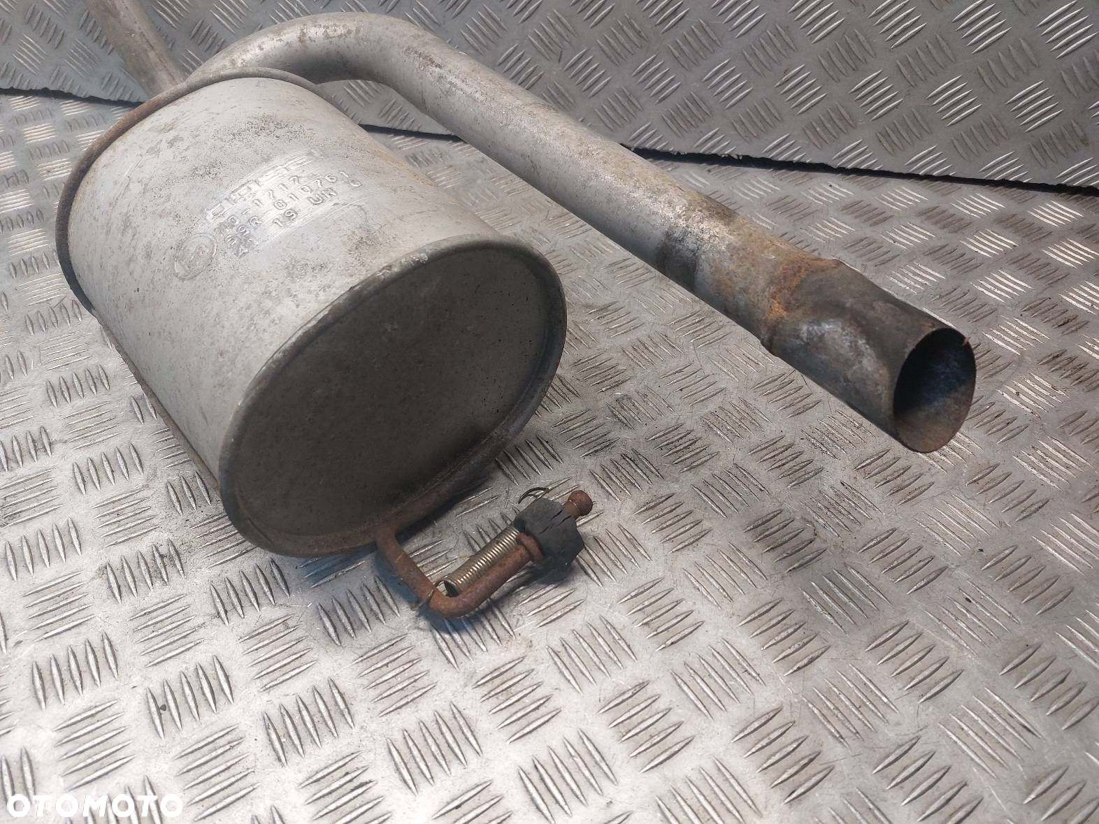 TŁUMIK WYDECH KOŃCOWY TOYOTA YARIS II LIFT 1.33 - 4
