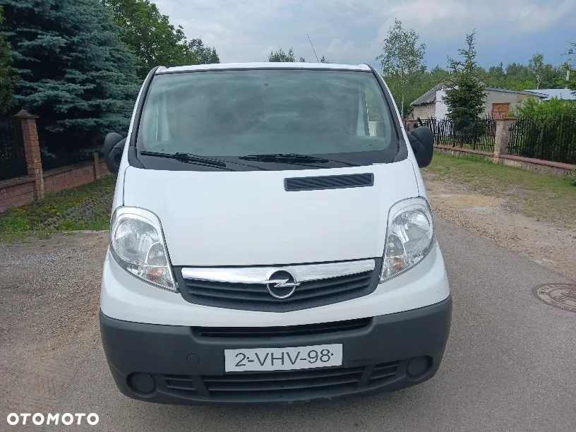 Opel Vivaro - 2