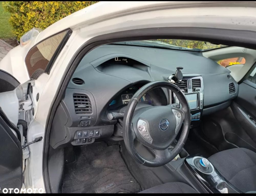 Nissan Leaf - 15