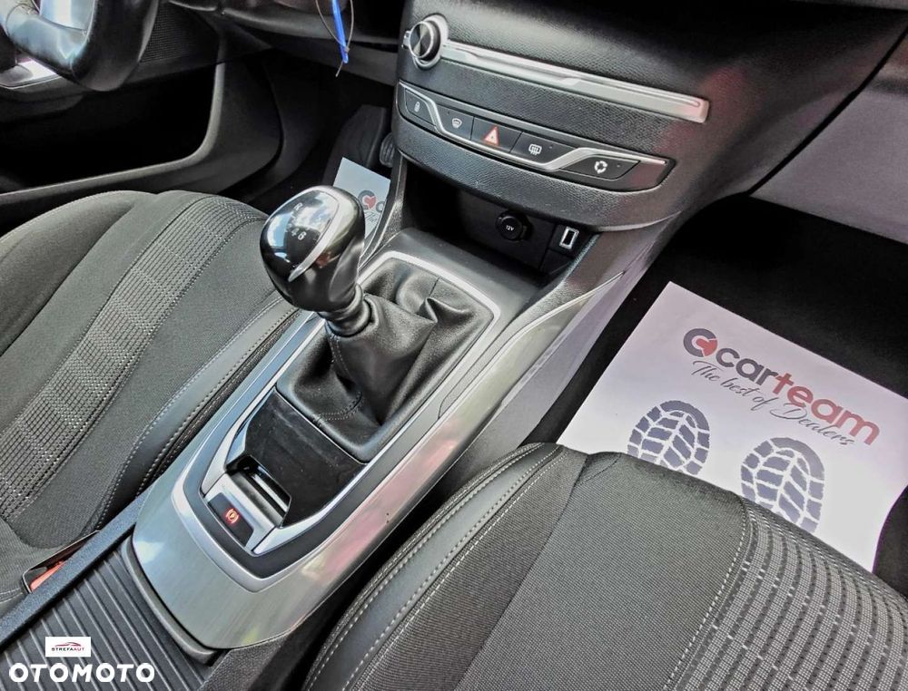 Peugeot 308 - 19